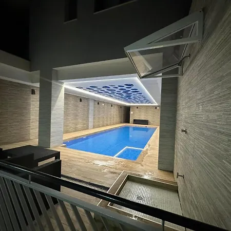 Silvia Luxury *