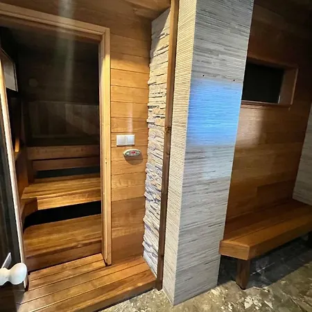 Silvia Luxury Apartment