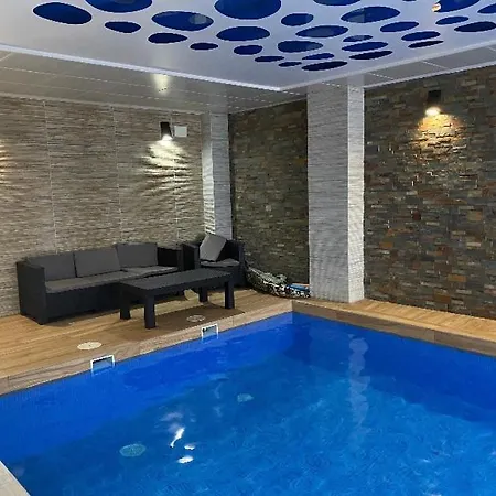 Silvia Luxury Apartment *