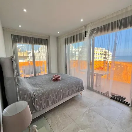 Silvia Luxury Apartment *
